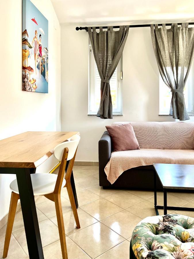 B88 Apartments - Vila Palma Sveti Filip i Jakov Luaran gambar