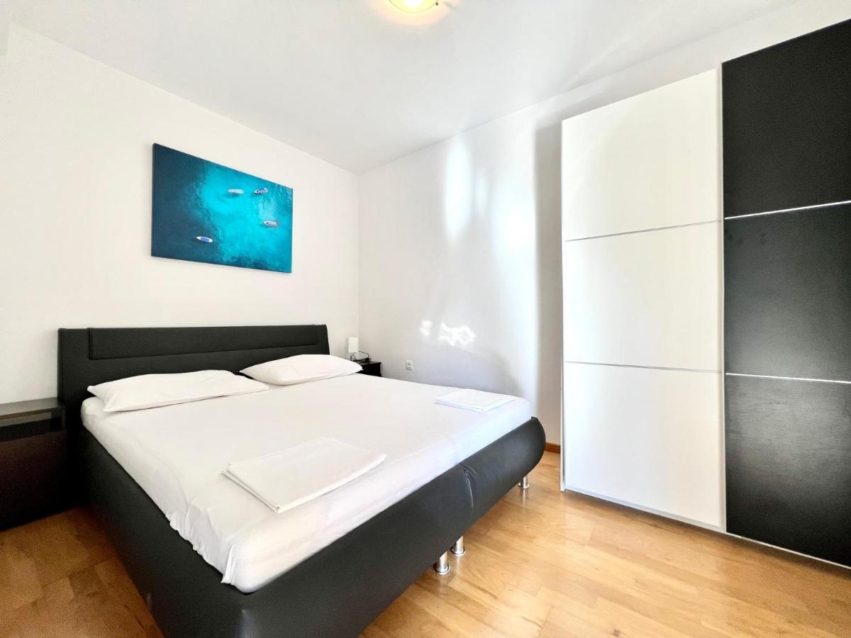 B88 Apartments - Vila Palma Sveti Filip i Jakov Luaran gambar