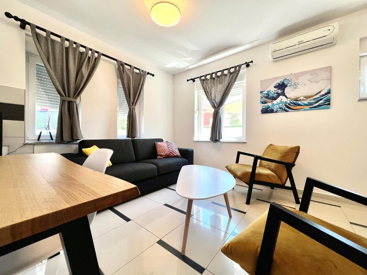 B88 Apartments - Vila Palma Sveti Filip i Jakov Luaran gambar