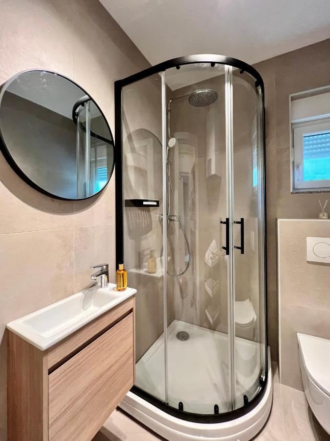 B88 Apartments - Vila Palma Sveti Filip i Jakov Luaran gambar