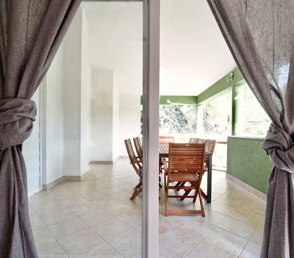 B88 Apartments - Vila Palma Sveti Filip i Jakov Luaran gambar