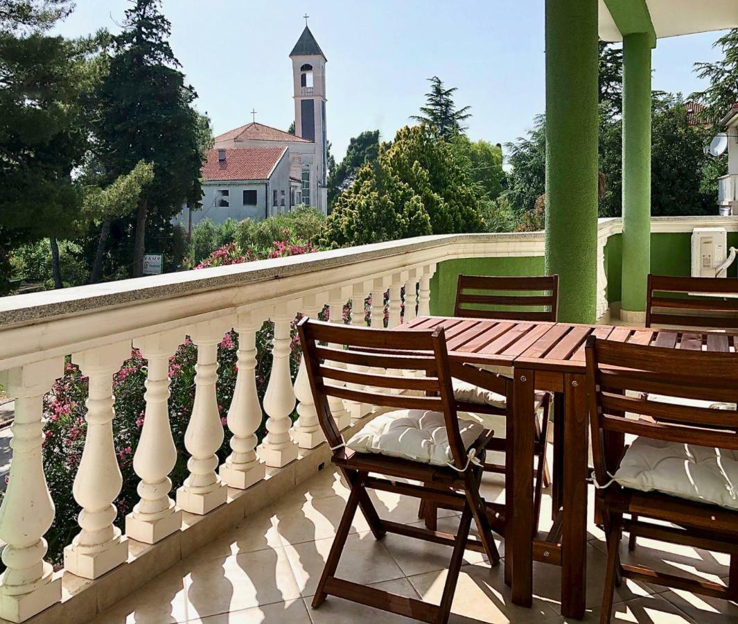 B88 Apartments - Vila Palma Sveti Filip i Jakov Luaran gambar